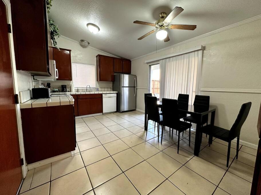 Comfortable House W/ Wi-Fi/Tv - Turlock,Ca Екстериор снимка