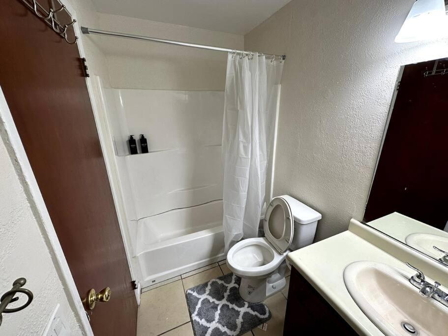 Comfortable House W/ Wi-Fi/Tv - Turlock,Ca Екстериор снимка